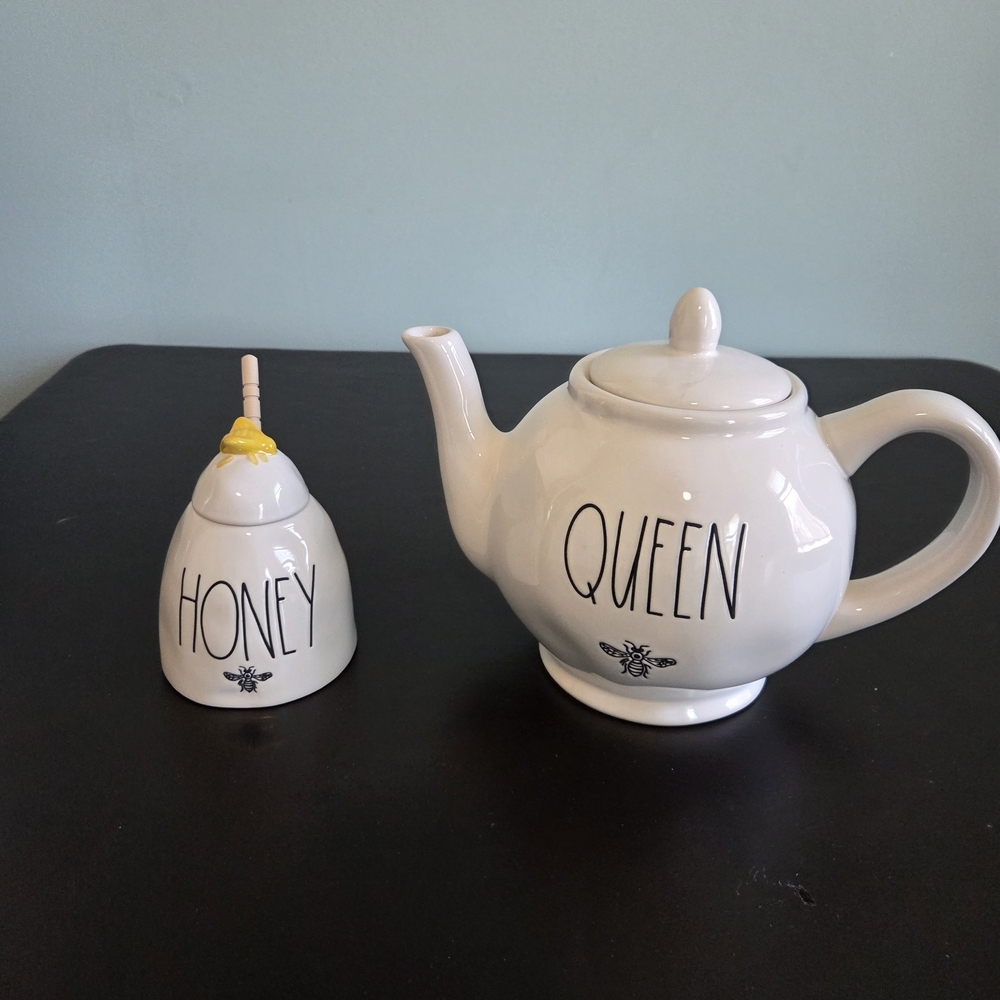 Rae Dunn Artisan Collection Queen Bee Teapot & Honey Pot Set by Magenta